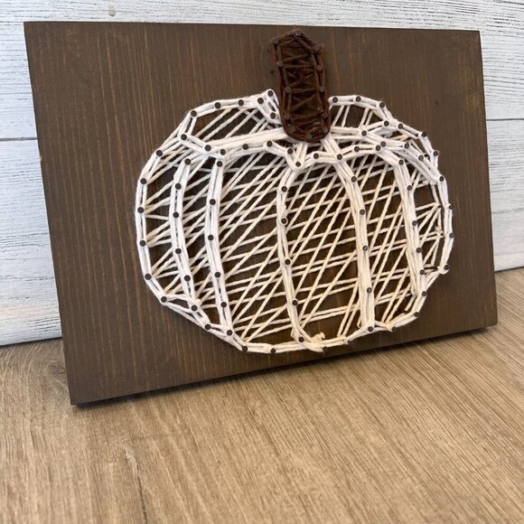 Pumpkin String Art w/ Nails on Wood Plaque Fall Autumn Primitive Folk Art Decor - Picture 10 of 10